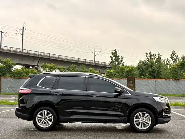 Ford Edge 2020