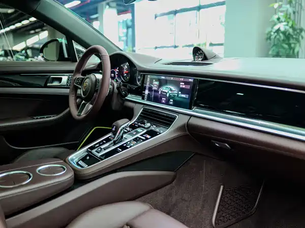 Porsche Panamera 2018