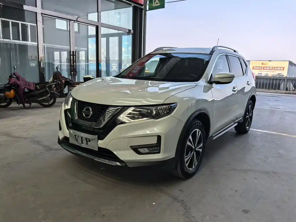 Nissan X-Trail 2020 — фото 1