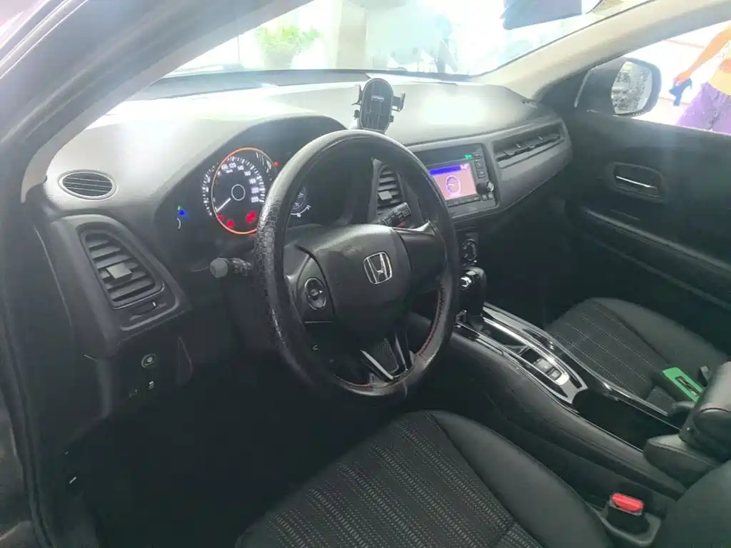 Honda Vezel 2016 — фото 10