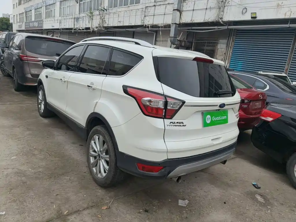 Ford Kuga 2017 — фото 5