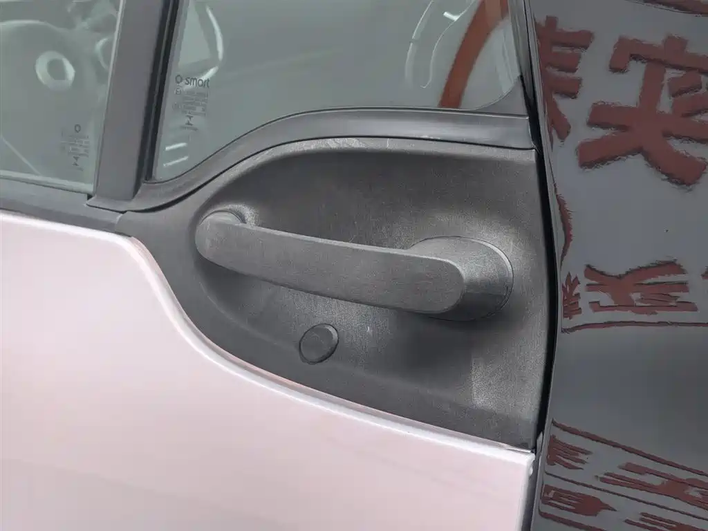 smart Fortwo 2019 — фото 18