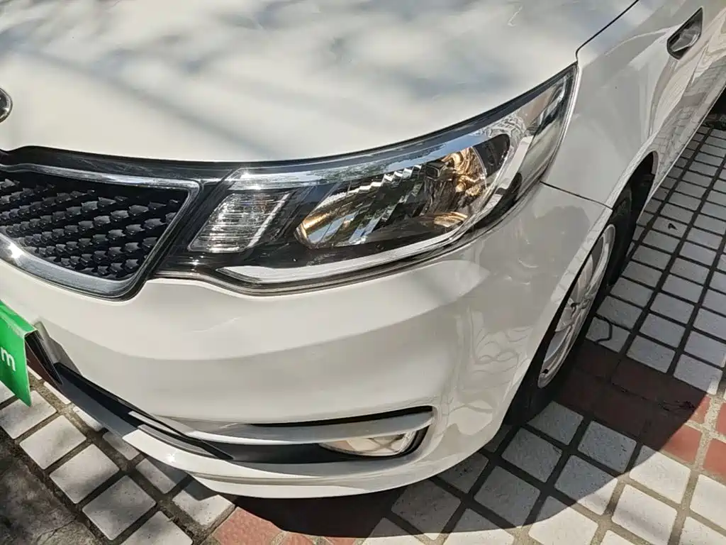 Kia K2 2015 — фото 24