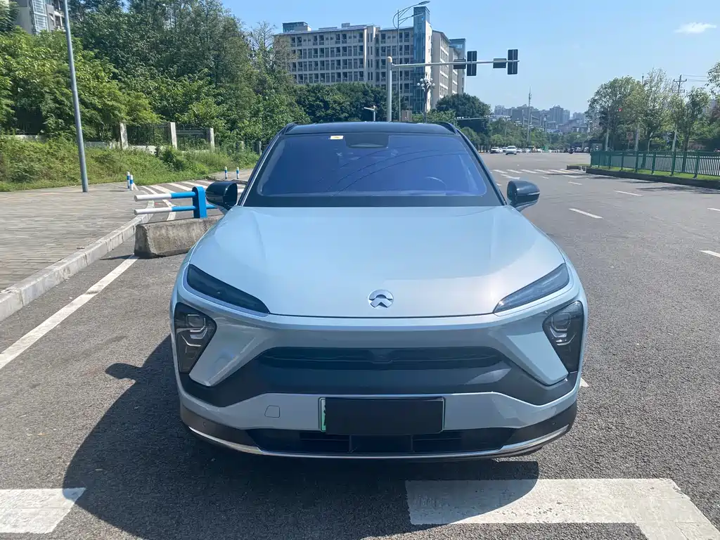 NIO ES6 2020