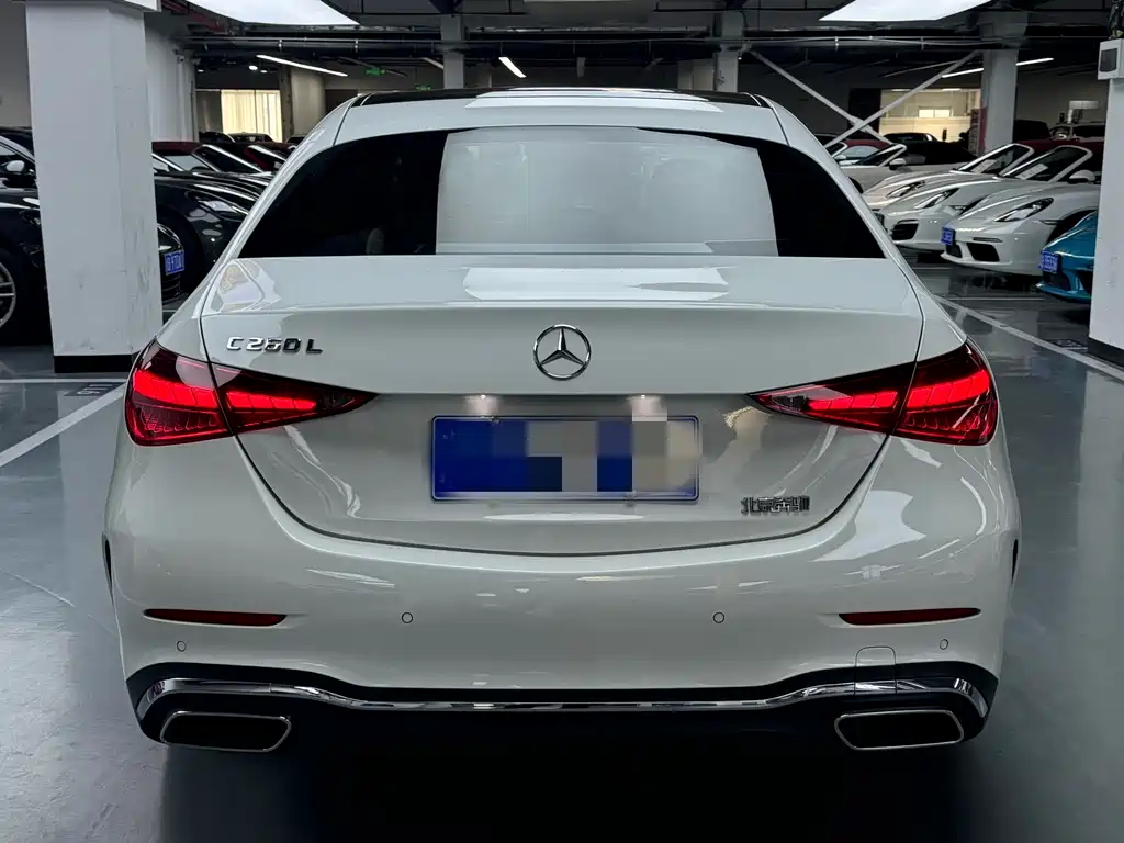 Mercedes-Benz C-Class 2025 — фото 14