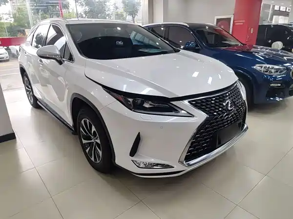Lexus RX 2021
