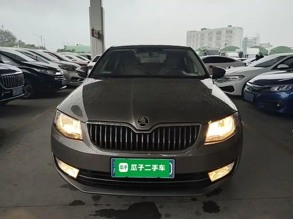 Skoda Octavia 2016 — фото 3