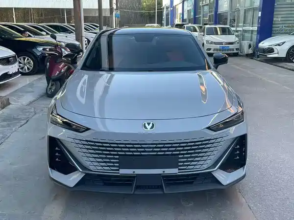 Changan UNI-V 2022
