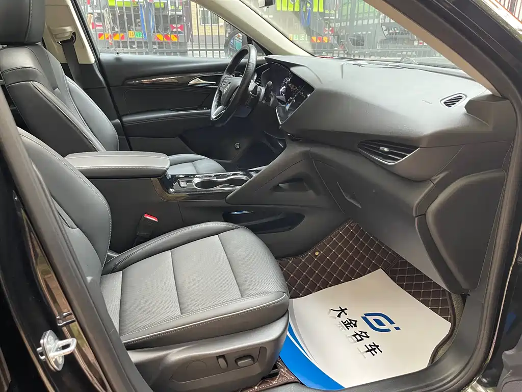 Buick Envision Plus 2023 — фото 10