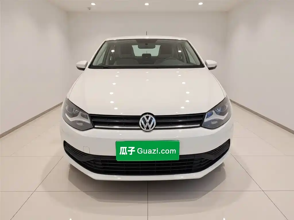 Volkswagen Polo 2017 — фото 24