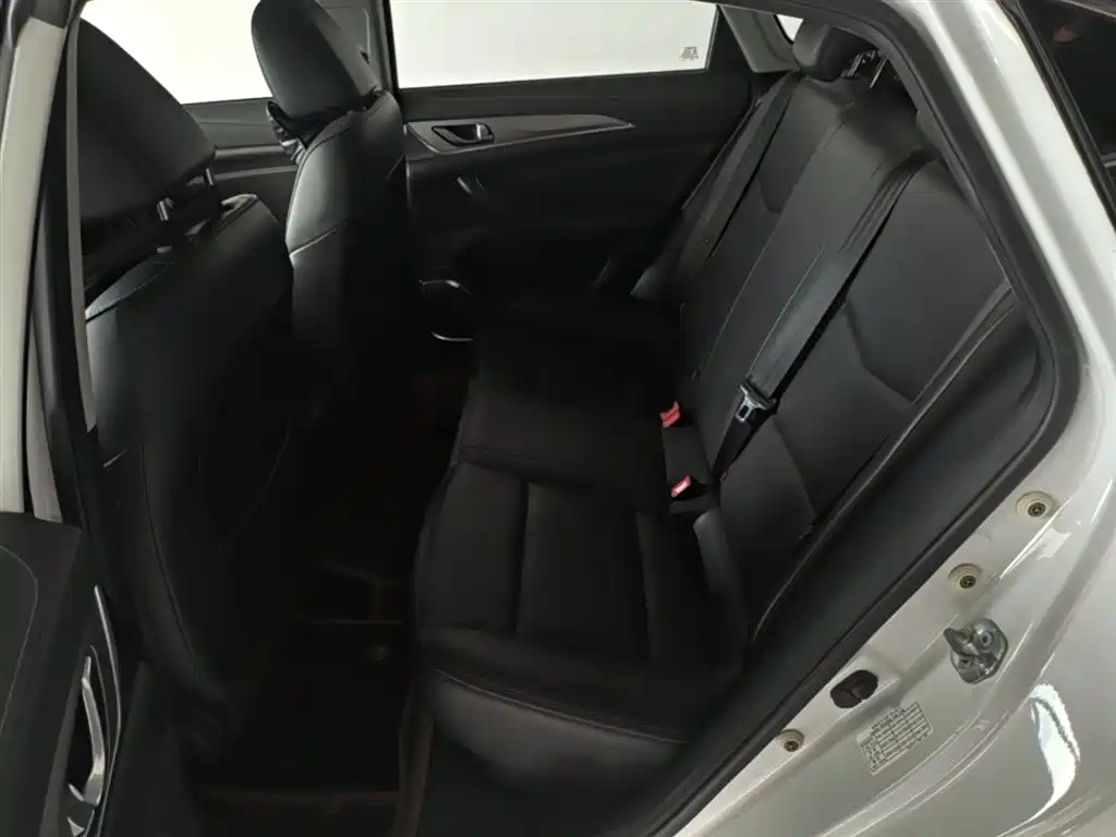 Changan Eado 2019 — фото 17
