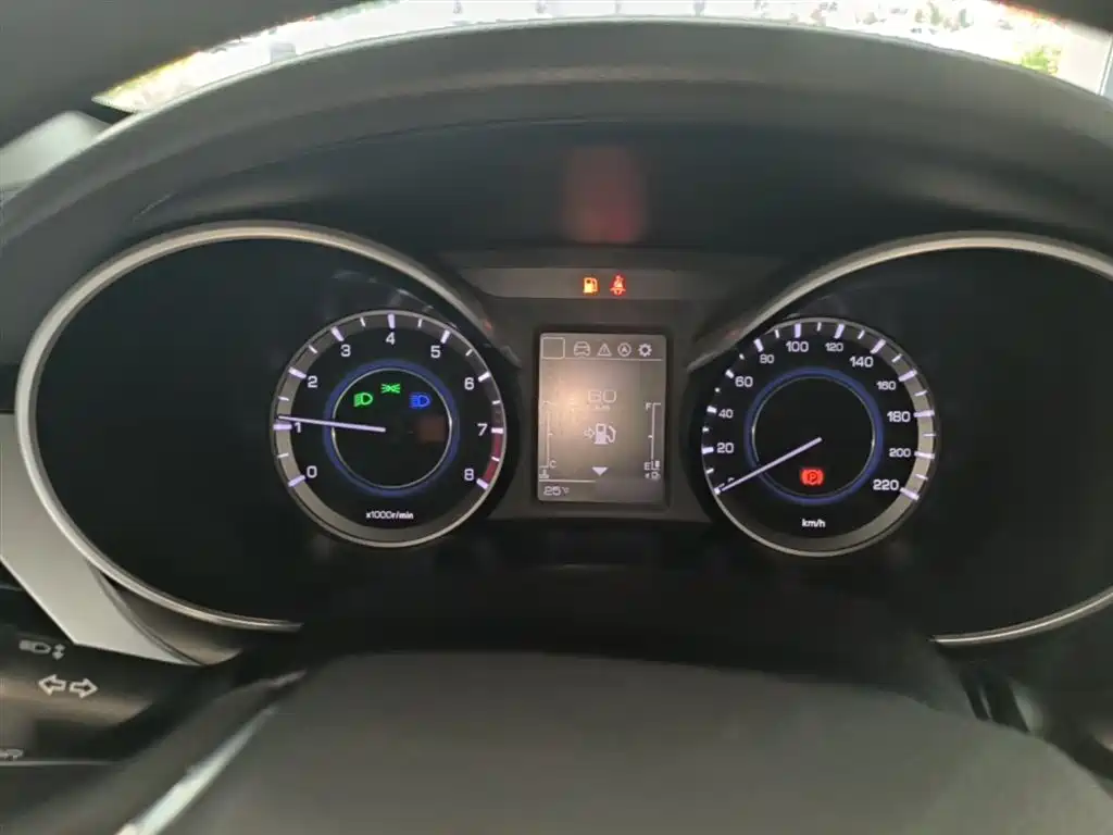Changan Eado 2019 — фото 11