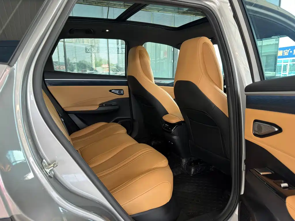 Geely Galaxy L7 2024 — фото 15