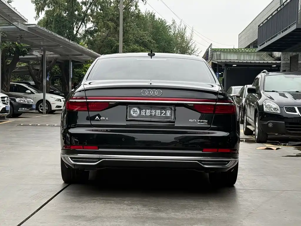 Audi A8 2019 — фото 3
