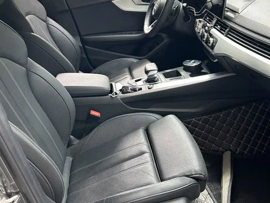 Audi A4L 2021