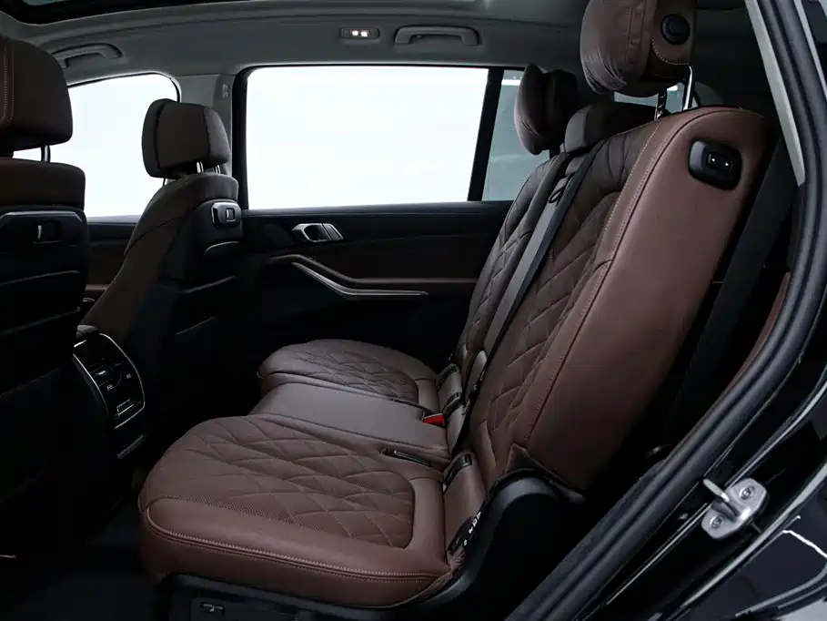 BMW X7 2024 — фото 14