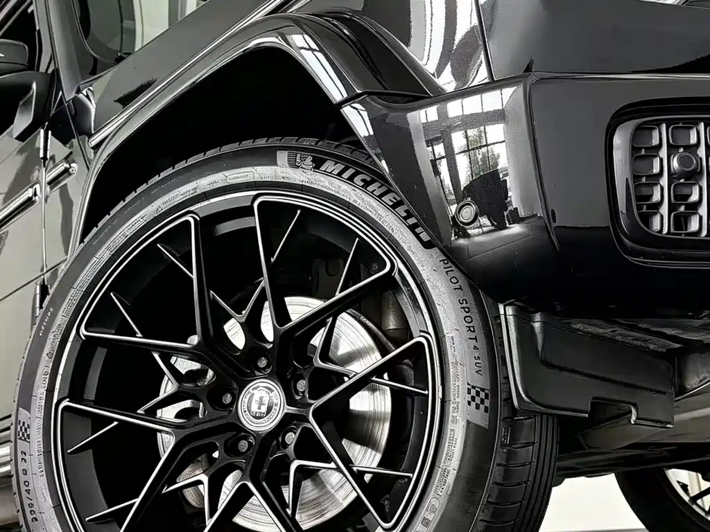 Mercedes-Benz G-Class 2025 — фото 15