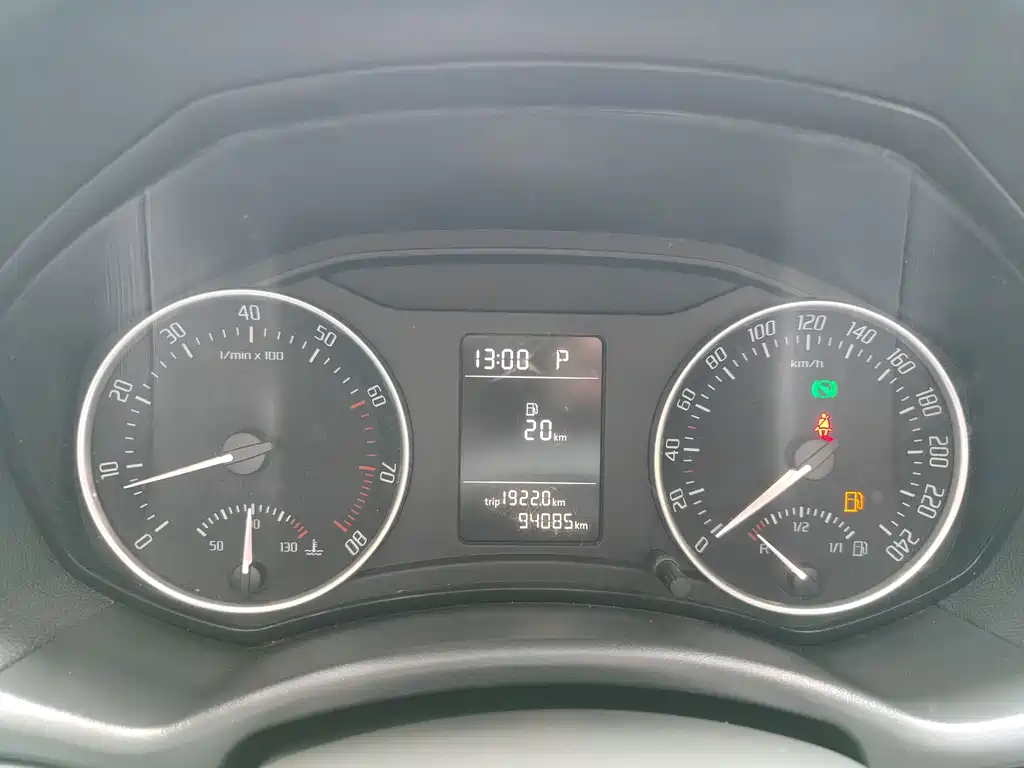 Skoda Octavia 2013 — фото 10
