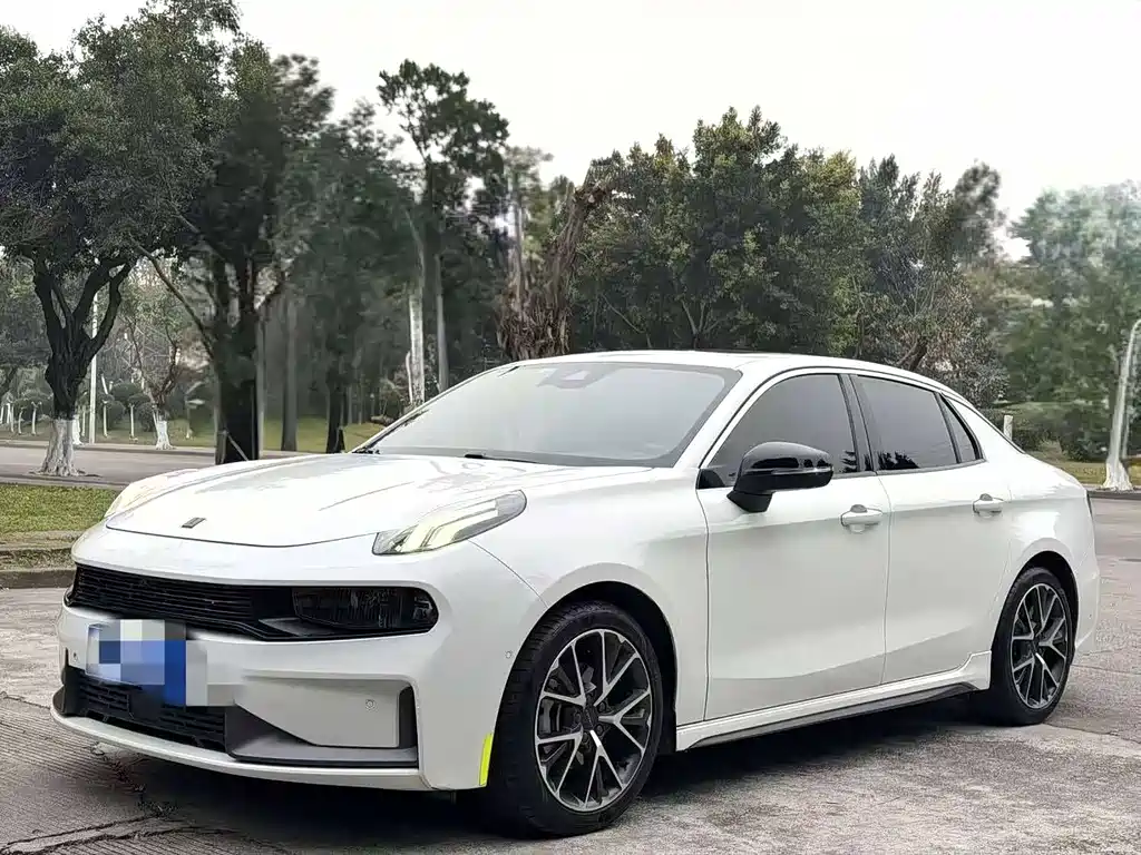 Lynk & Co 03 2020