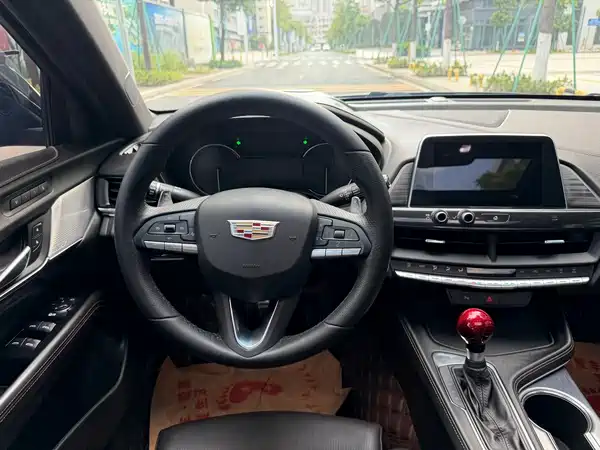 Cadillac CT4 2020