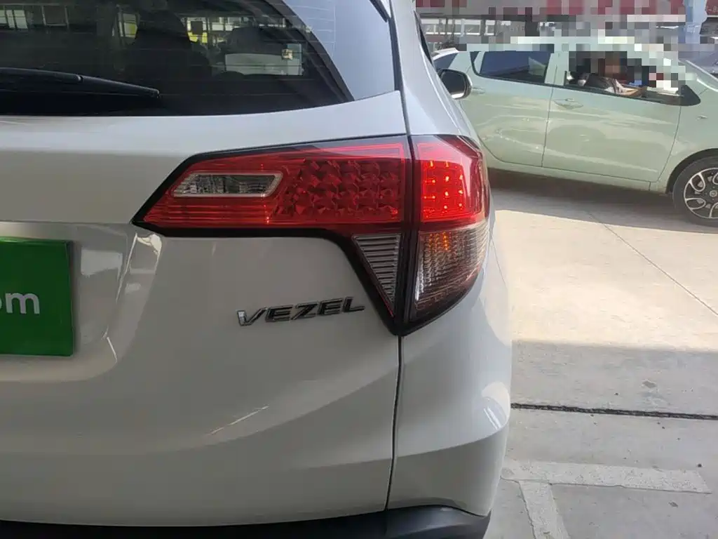 Honda Vezel 2021 — фото 8