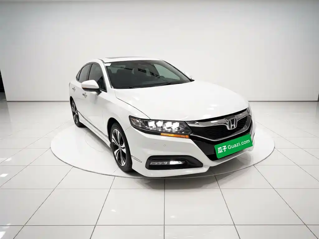 Honda Spirior 2017 — фото 4