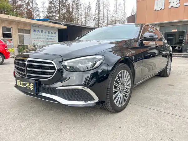 Mercedes-Benz E-Class 2021