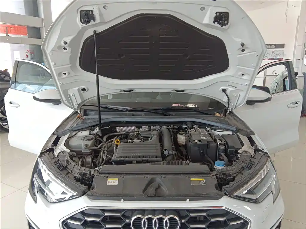 Audi A3 2023 — фото 20