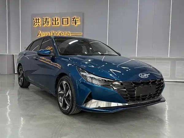 Hyundai Elantra 2022