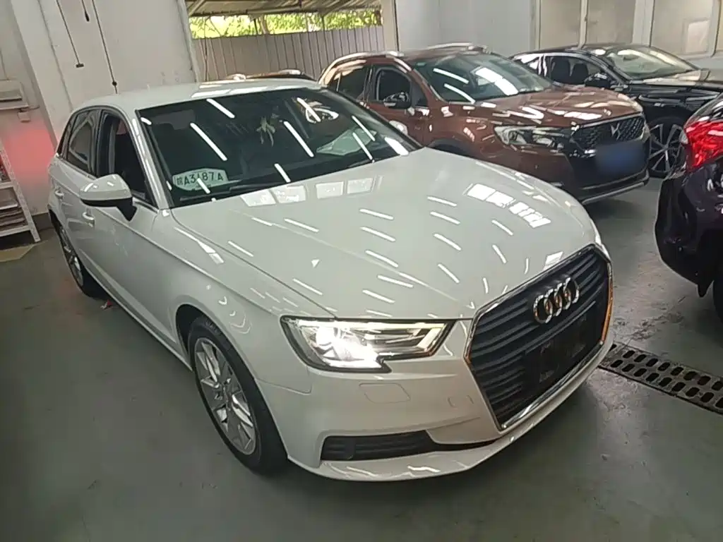 Audi A3 2018 — фото 4