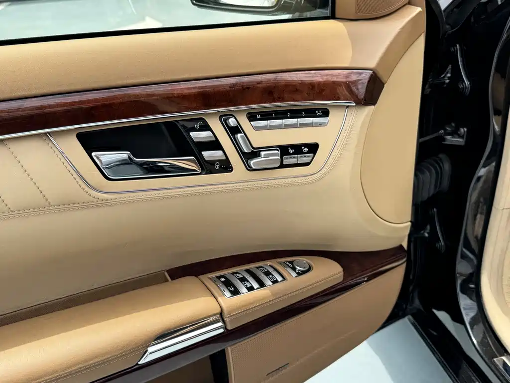 Mercedes-Benz S-Class 2008 — фото 10