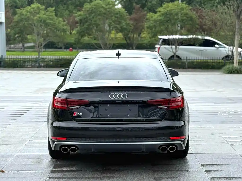 Audi S4 2019