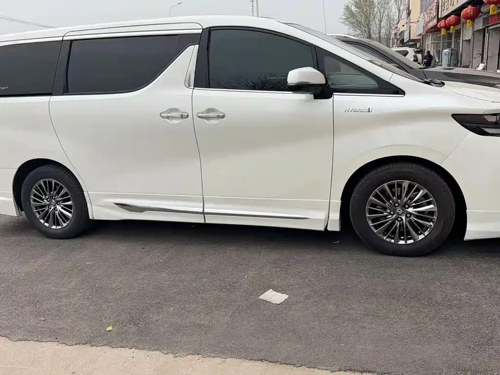 Toyota Alphard 2020 — фото 2