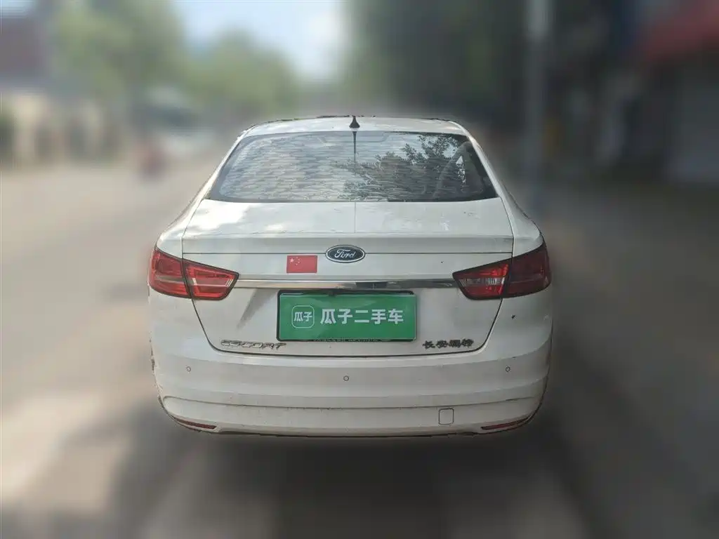 Ford Escort 2016