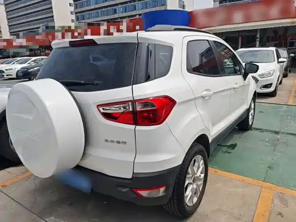Ford EcoSport 2015