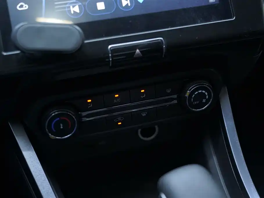 Chery Tiggo 3x 2021 — фото 17