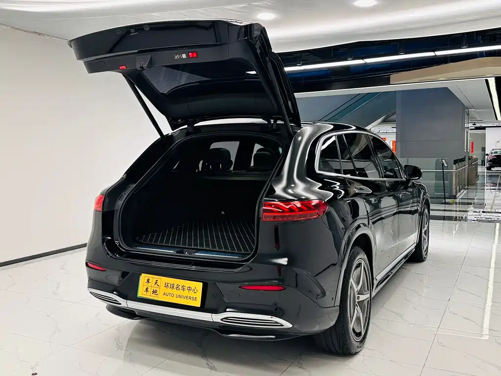 Mercedes-Benz EQS SUV 2023 — фото 14