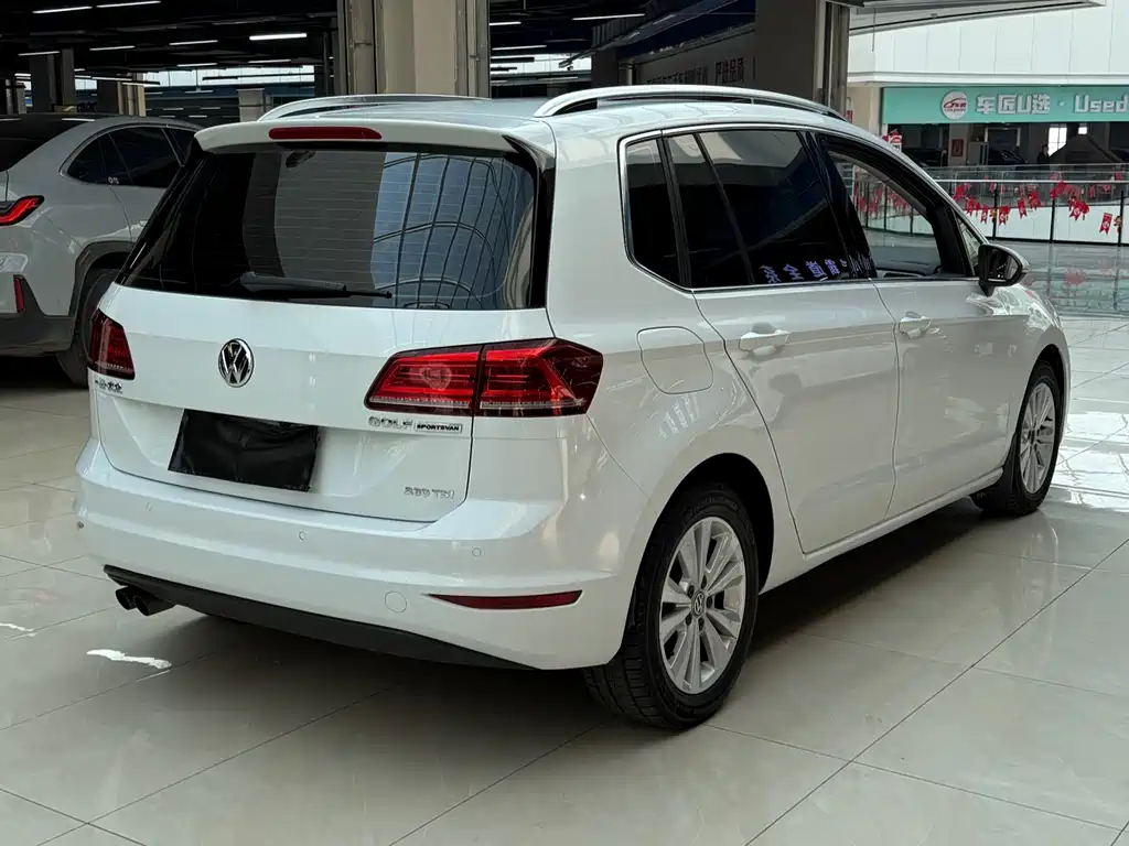 Volkswagen Golf Sportsvan 2017 — фото 17