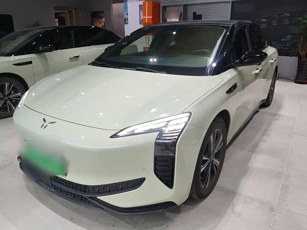 Hongqi EH7 2024