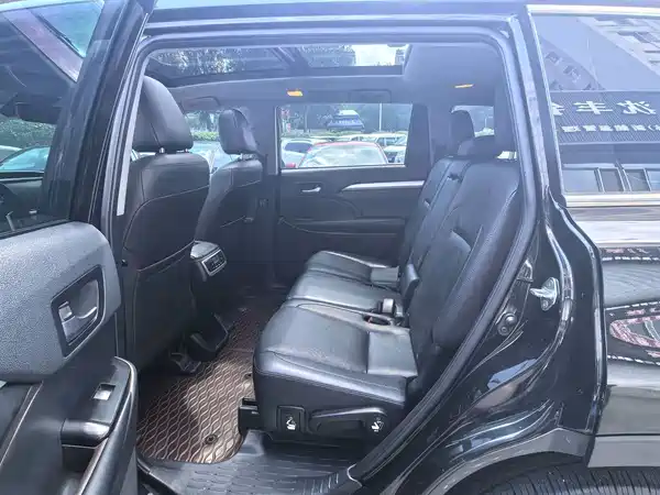 Toyota Highlander 2018