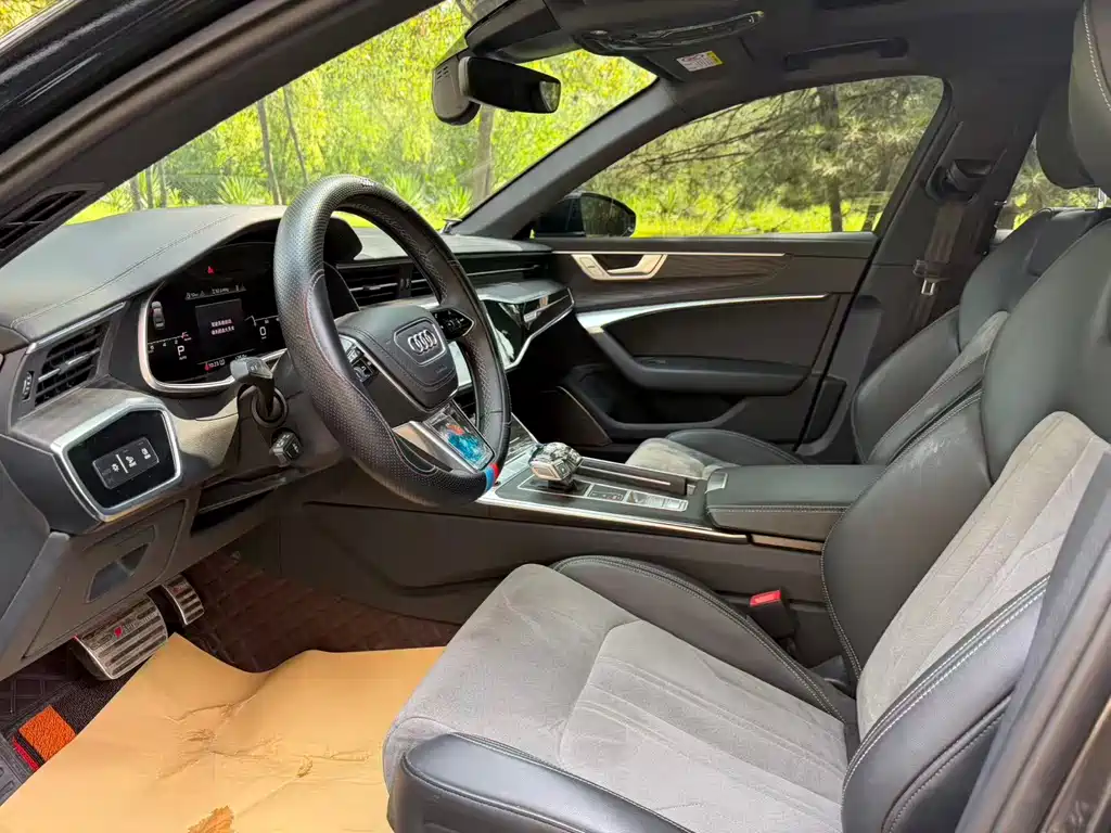 Audi A6L 2024