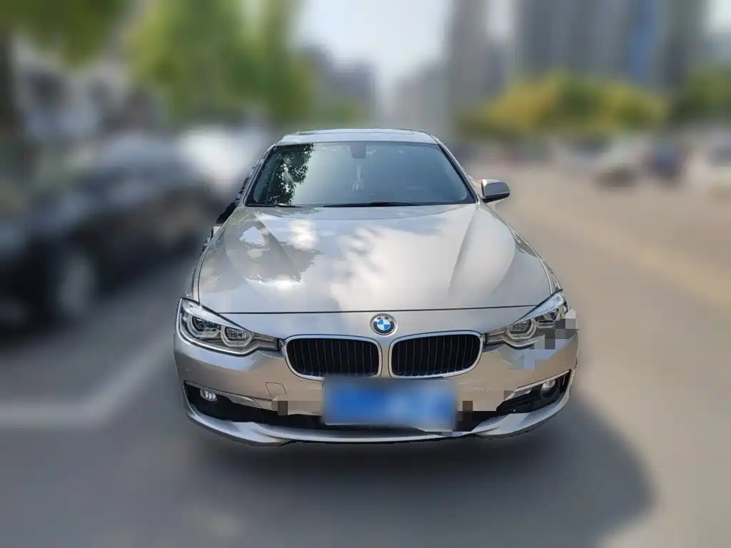 BMW 3 Series 2017 — фото 24