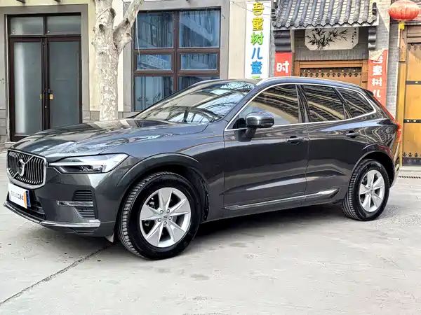 Volvo XC60 2022