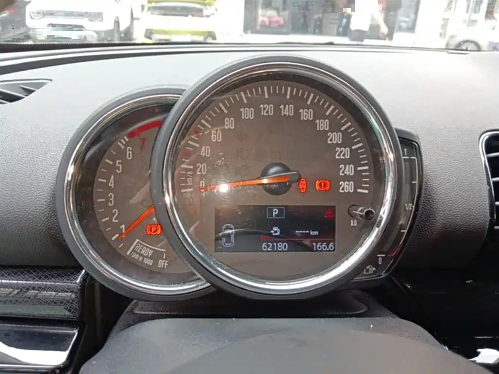 MINI Clubman 2020 — фото 12