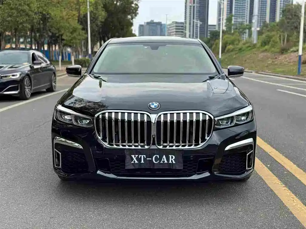 BMW 7 Series 2016 — фото 2