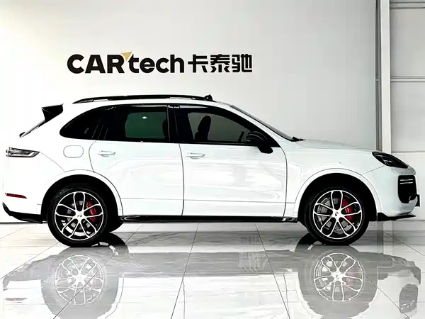 Porsche Cayenne 2011