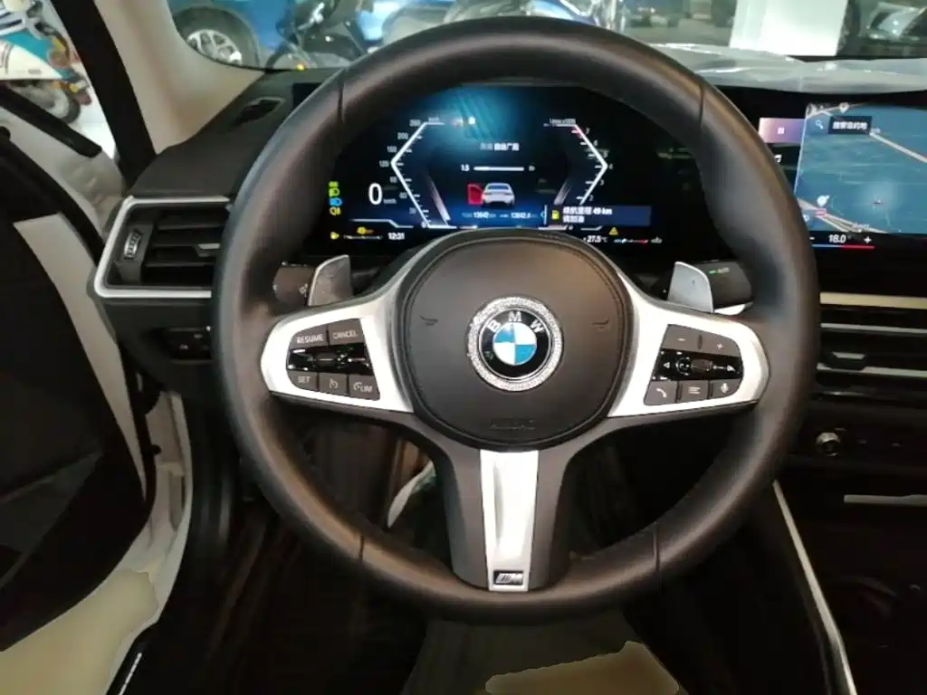 BMW 3 Series 2022 — фото 11