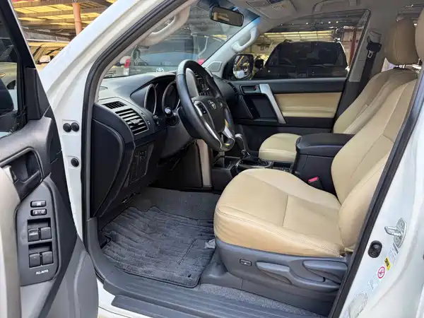 Toyota Prado 2012