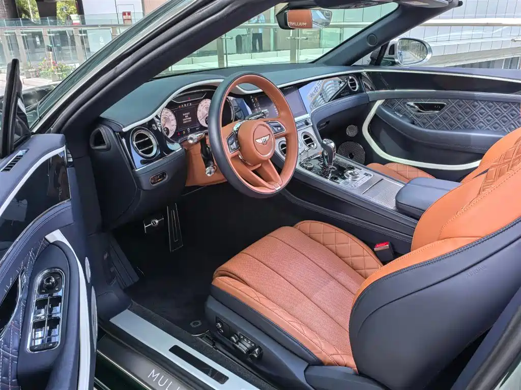 Bentley Continental 2022