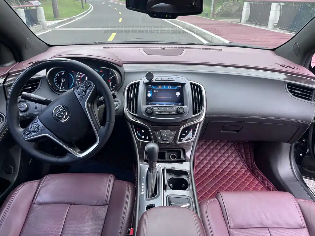 Buick LaCrosse 2013 — фото 10
